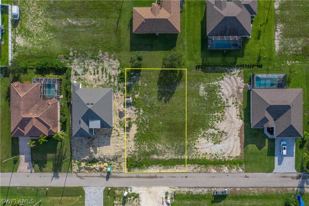 1612 38th Avenue - Photo 1