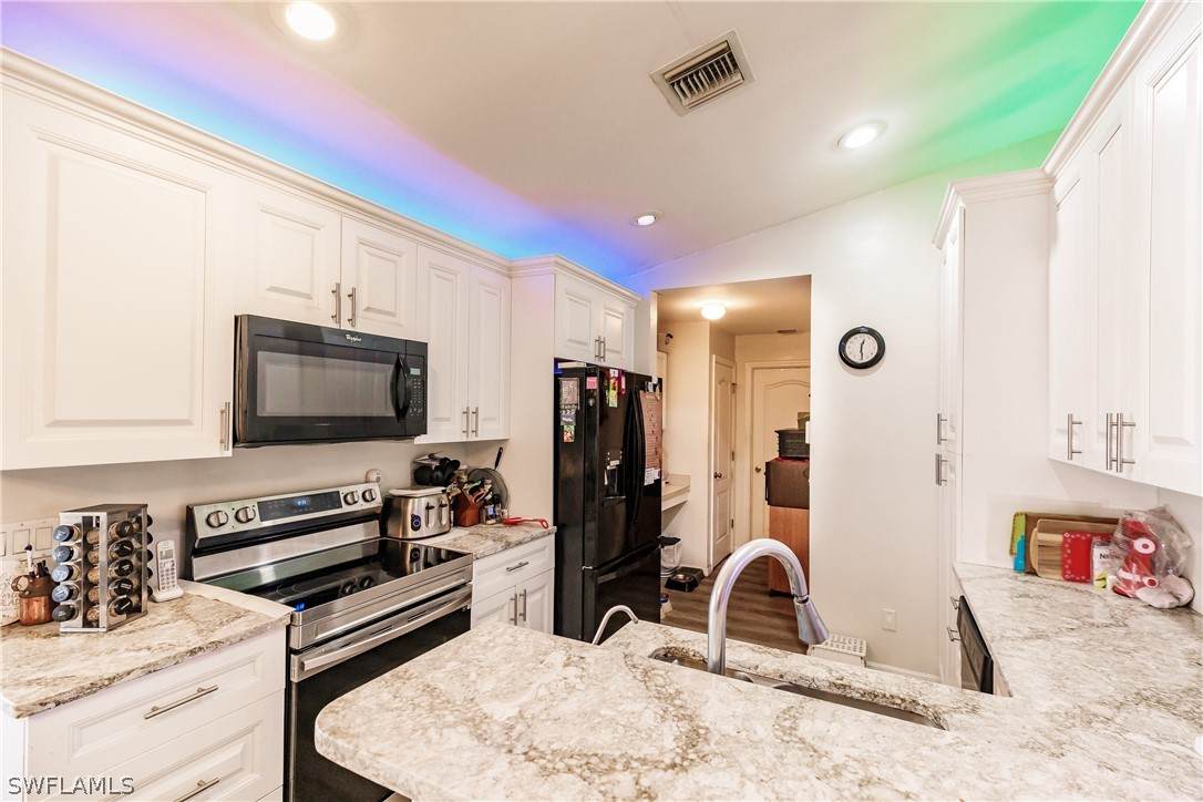 918 Juanita Place - Photo 1