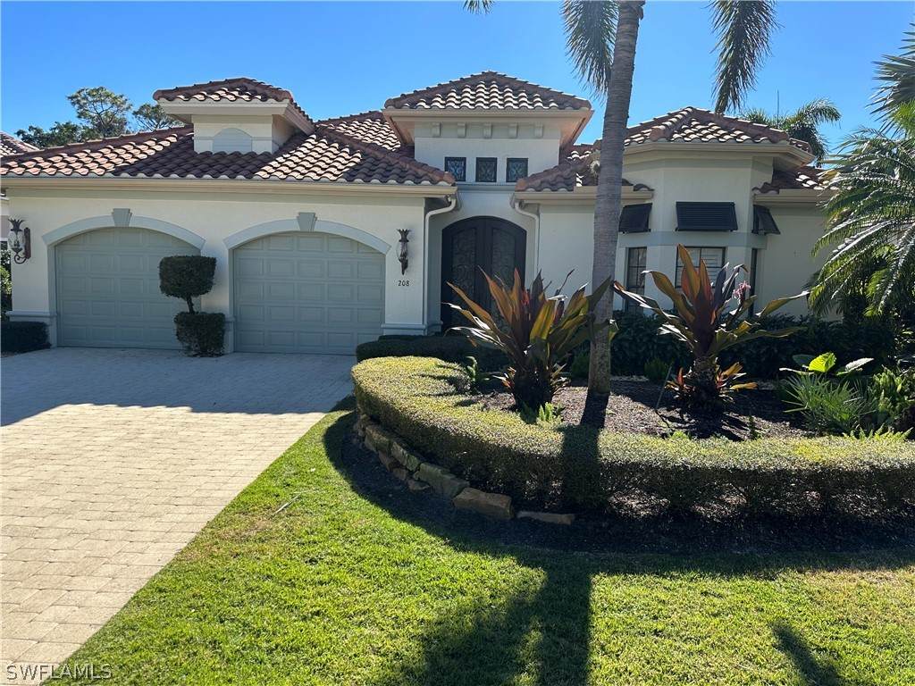 208 Charleston Court - Photo 1