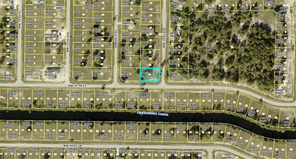 4700 38th Avenue - Photo 1