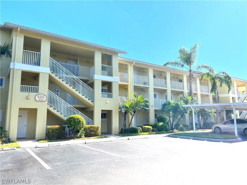 8304 Key Royal Circle - Photo 1