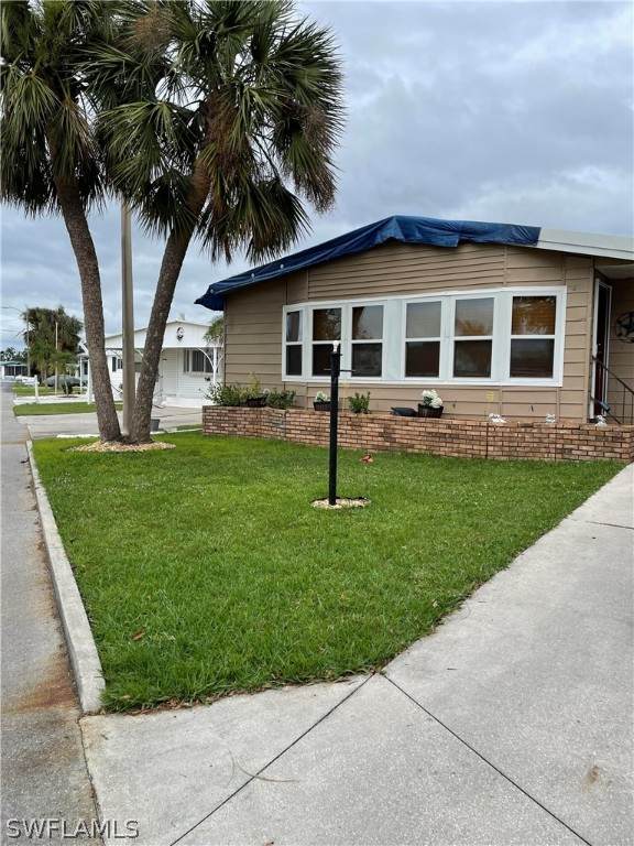 22 Carriage Lane - Photo 1