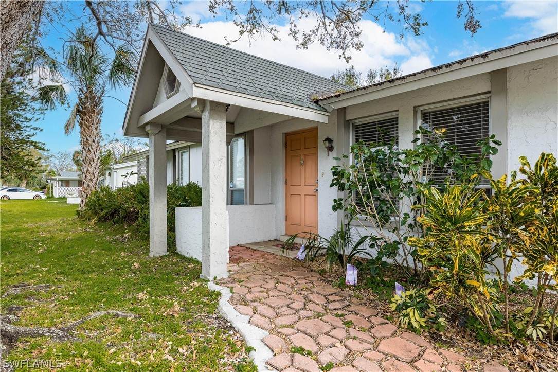 1812 Grace Avenue - Photo 1