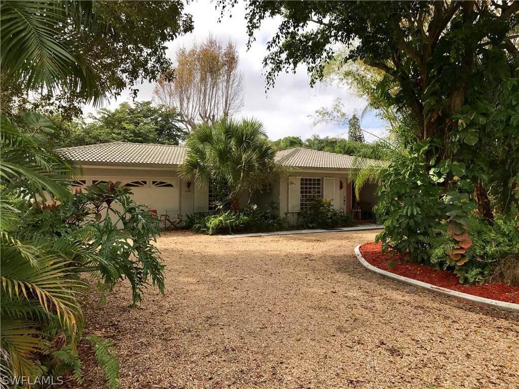 1280 Biltmore Drive - Photo 1