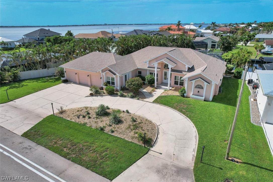 2124 Cornwallis Parkway, Cape Coral, FL 33904 (223054030) Southwest