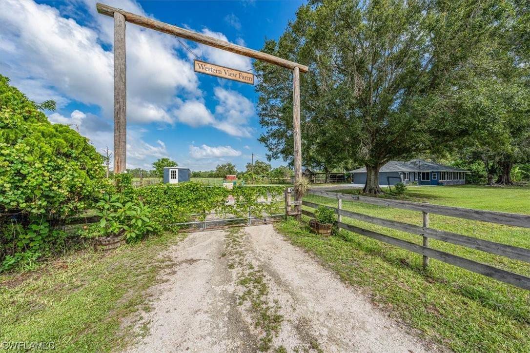 13100 Rod And Gun Club Road, Fort Myers, FL 33913 (223094266