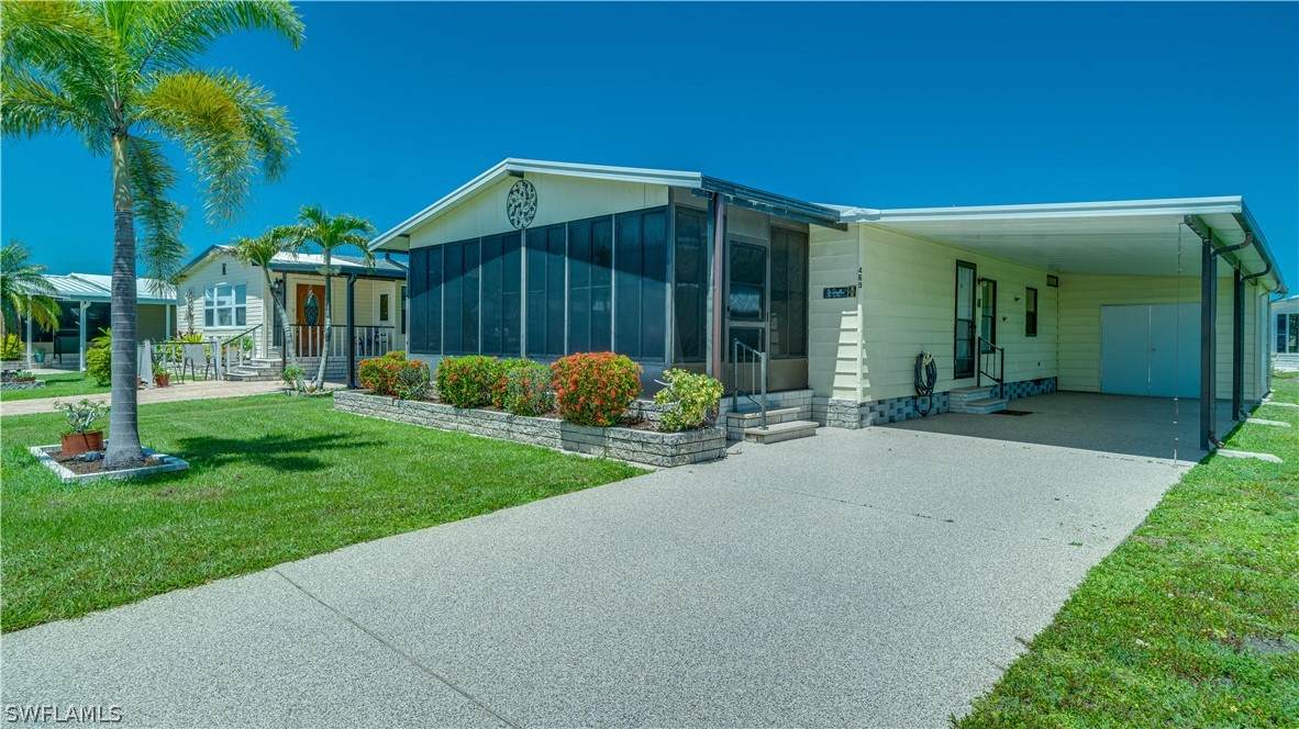 469 Dawn Drive - Photo 1