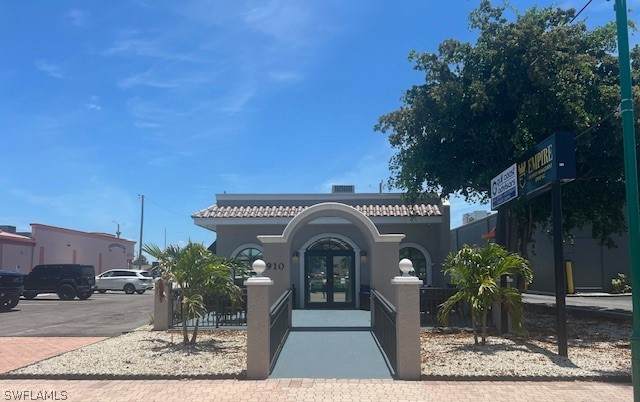 910 Cape Coral Parkway - Photo 1
