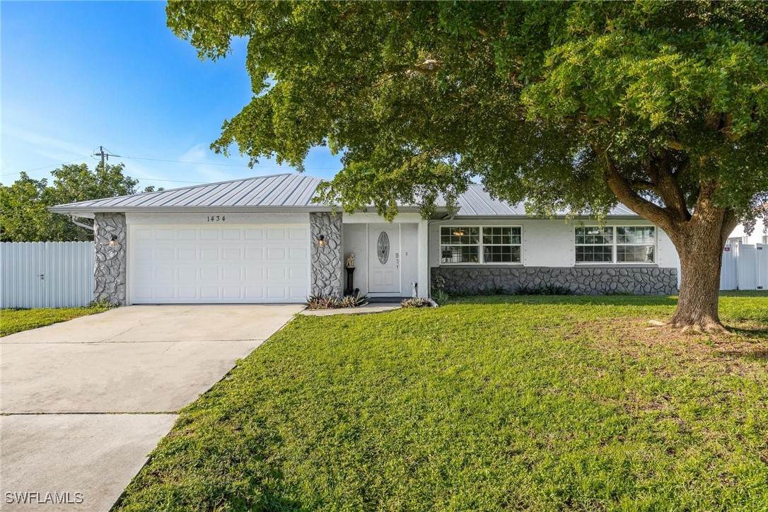 1434 34th Terrace - Photo 1