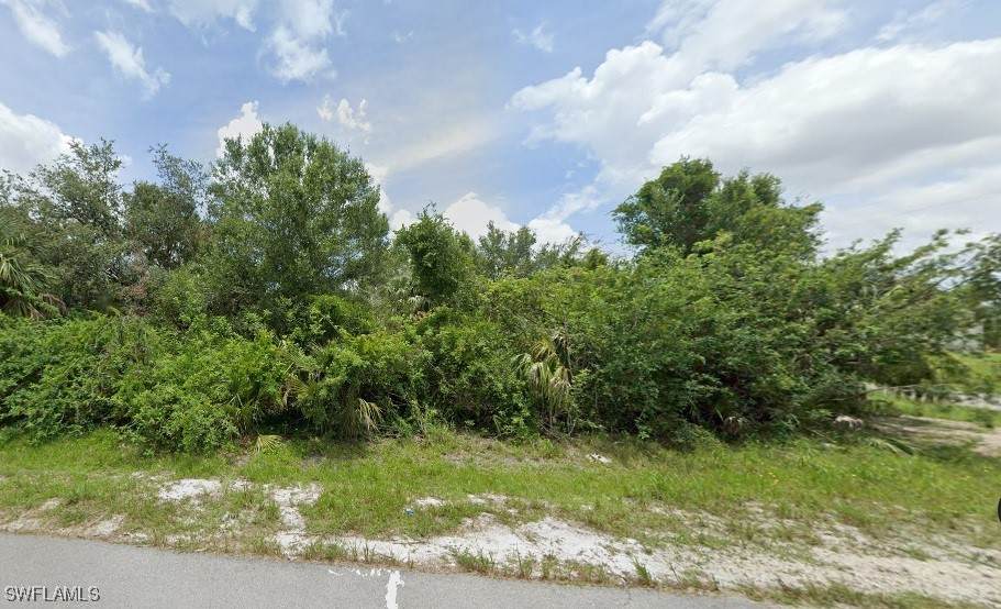 6008/6010 Lacota Avenue - Photo 1
