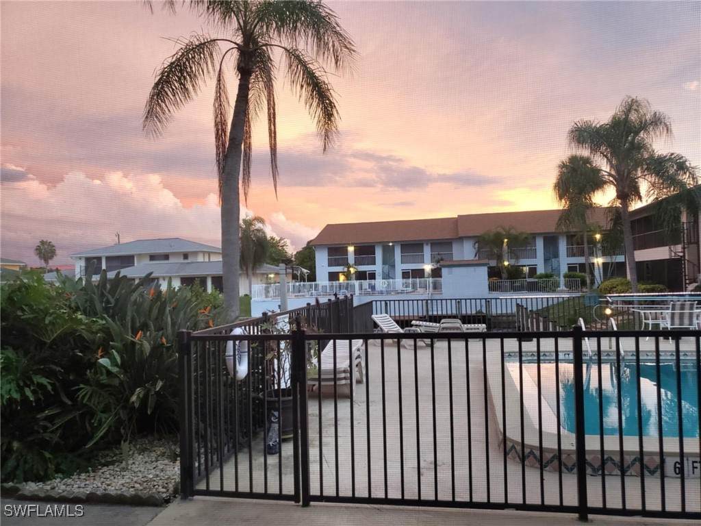 3935 Country Club Boulevard - Photo 1