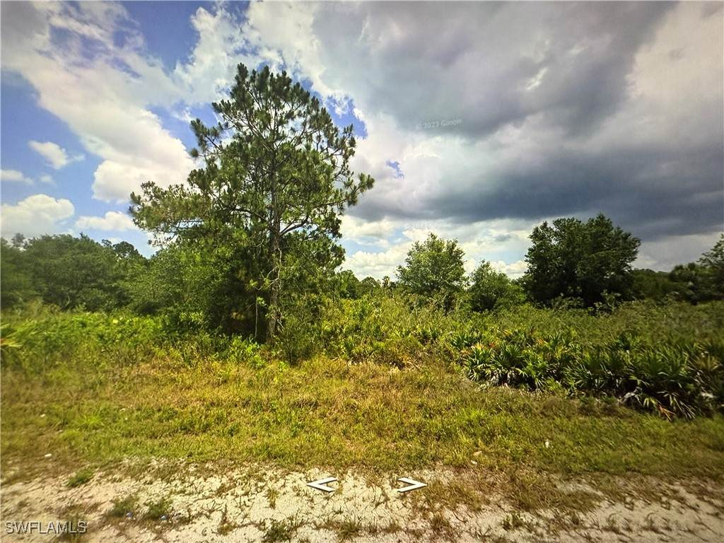 407 18th Street - Photo 1