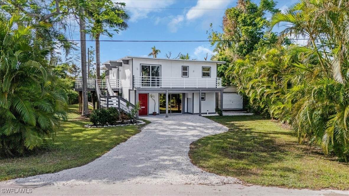 10925 Russell Road - Photo 1