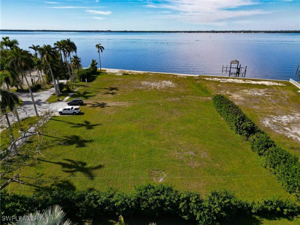 1301 Poinciana Avenue - Photo 1