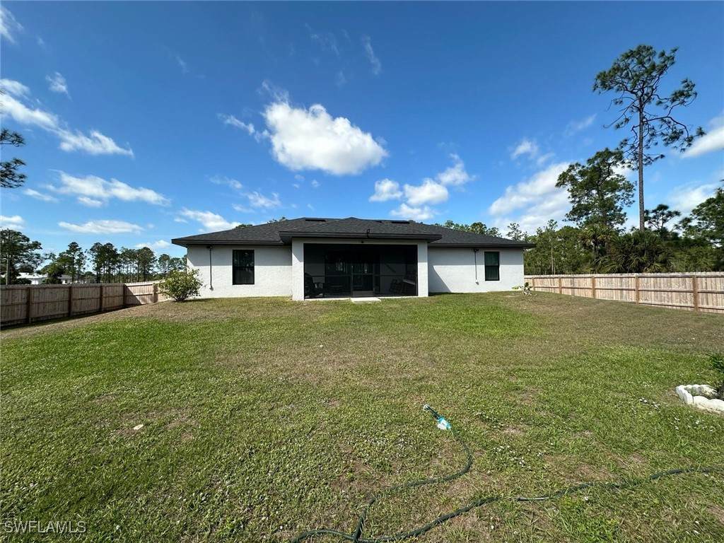 504 Moore Avenue - Photo 1