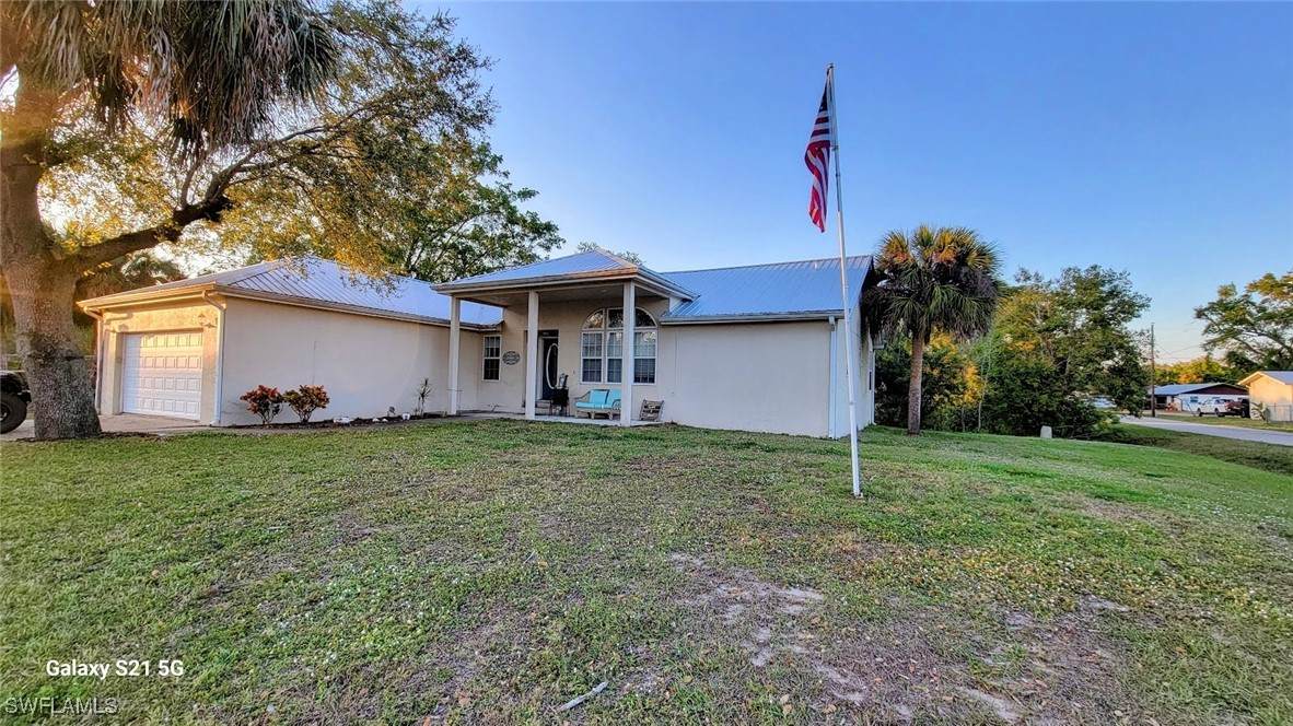 400 5th Avenue - Photo 1
