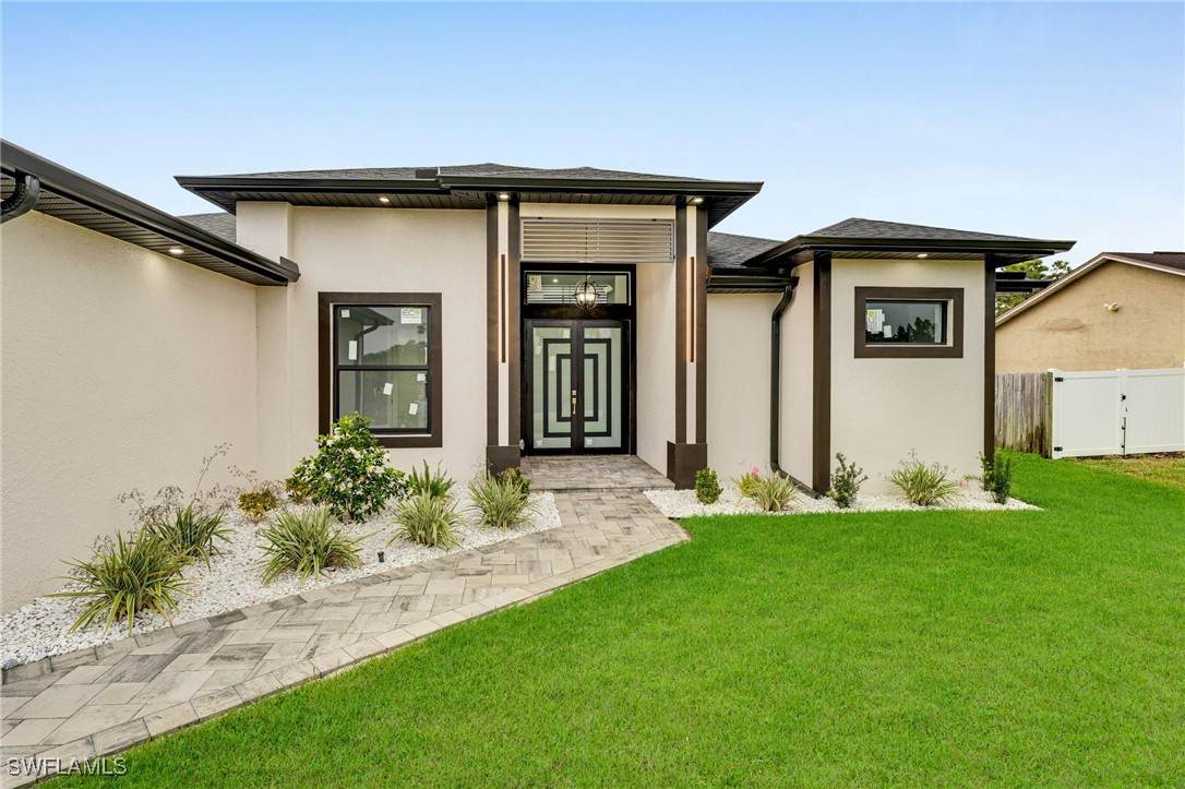 606 25th Street - Photo 1