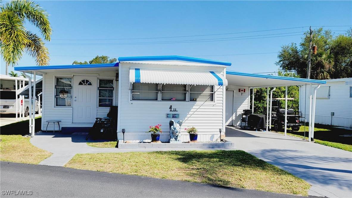 11 Shoreland Drive - Photo 1