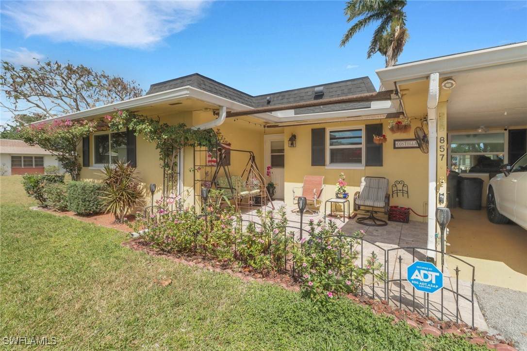 857 Pangola Drive - Photo 1