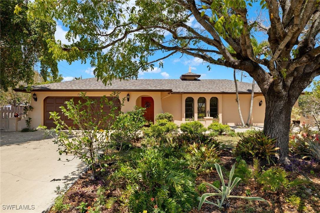 1011 El Mar Avenue - Photo 1