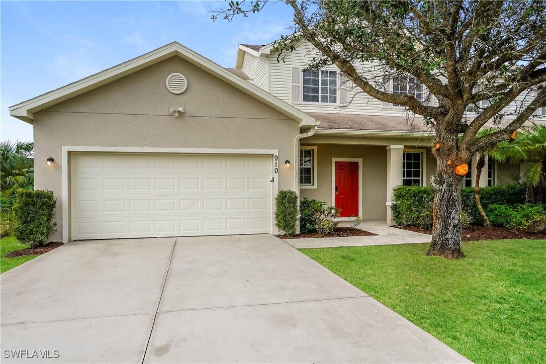 910 Countess Avenue - Photo 1