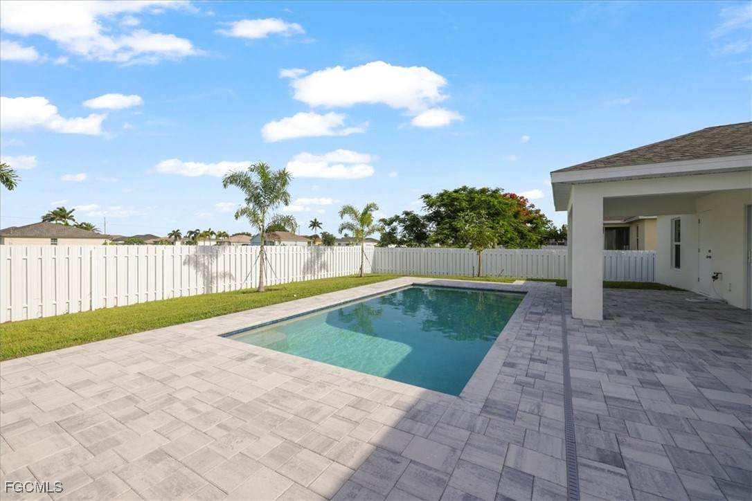 1326 10th Avenue - Photo 1