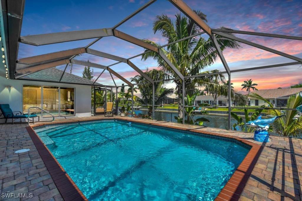 317 15th Terrace - Photo 1