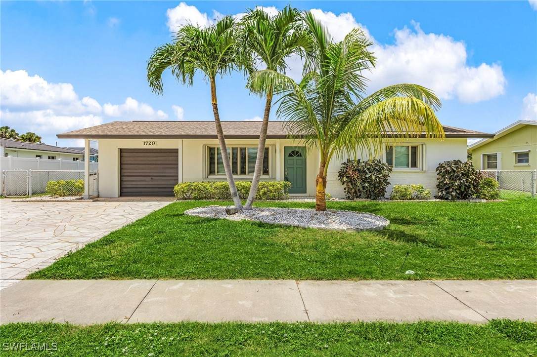 1720 Coral Terrace - Photo 1