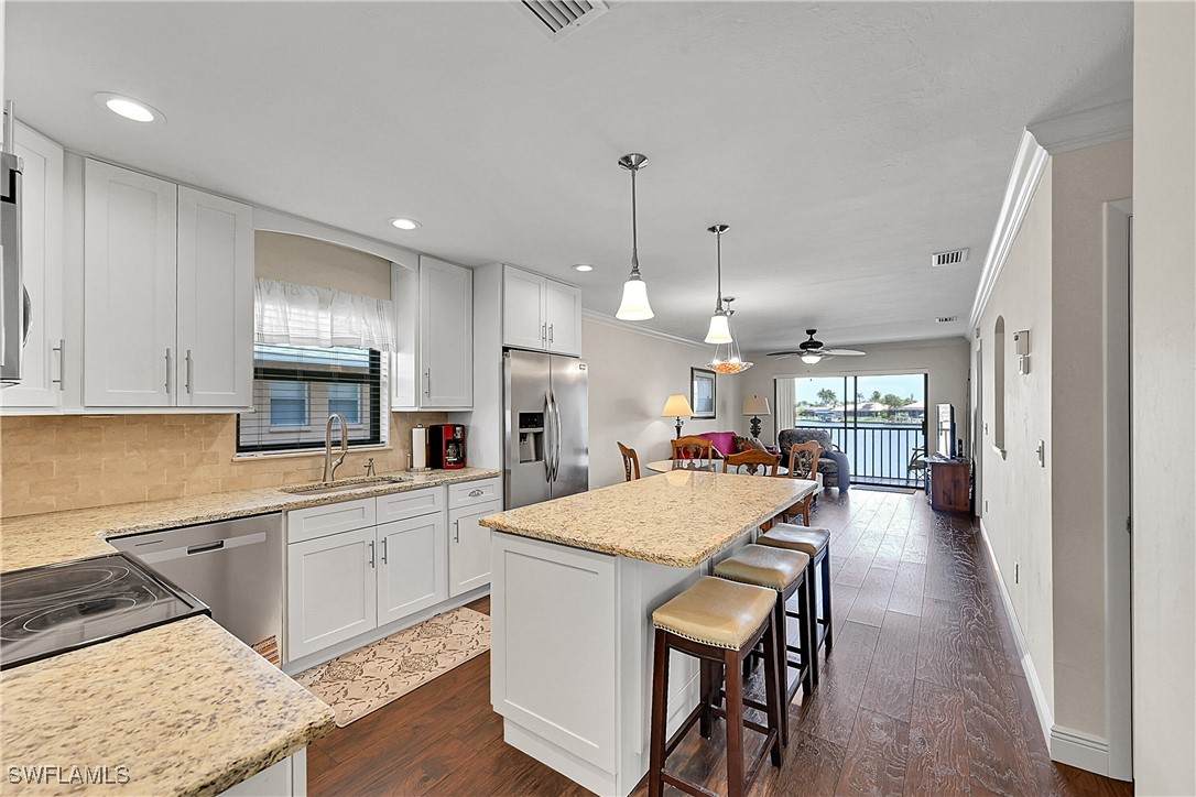 131 47th Terrace - Photo 1
