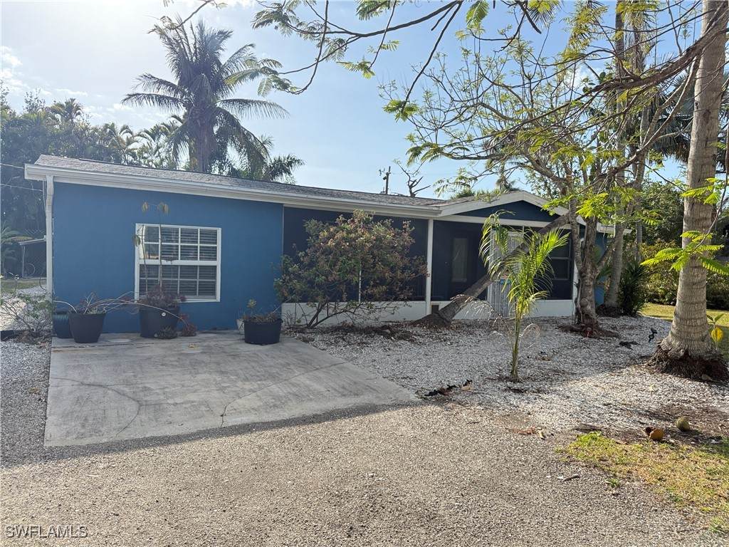 10899 Russell Road - Photo 1