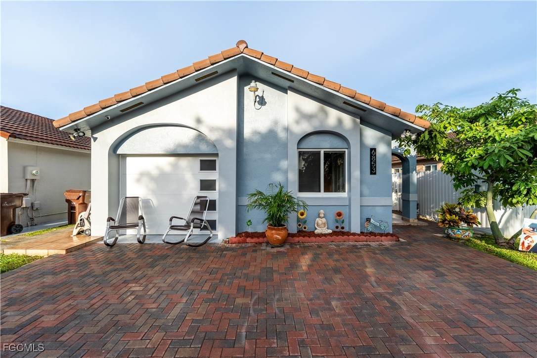 6853 25 Court - Photo 1