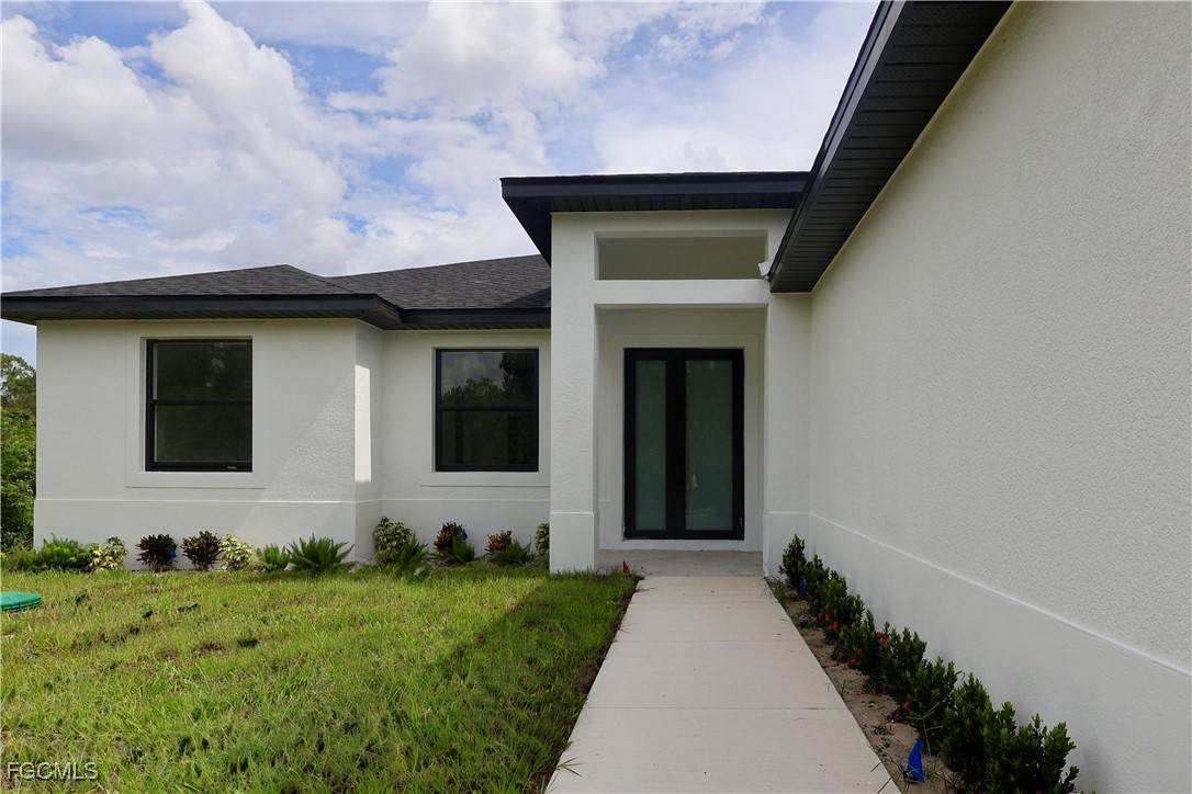2713 8th Street - Photo 1