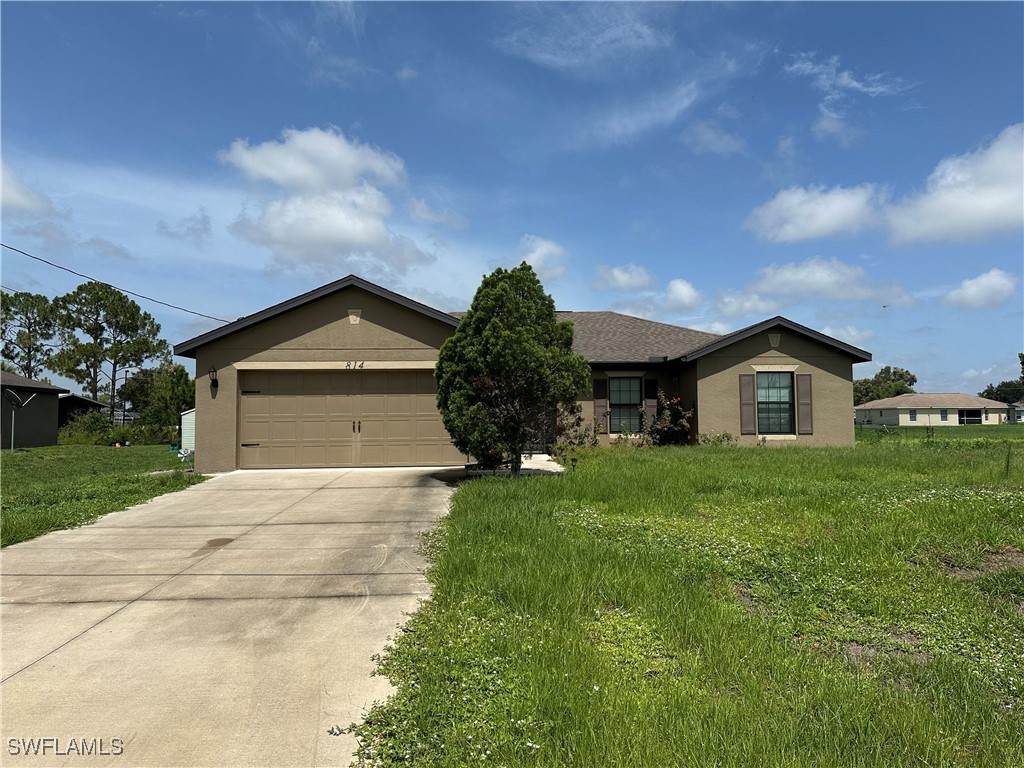 814 La Salle Avenue - Photo 1