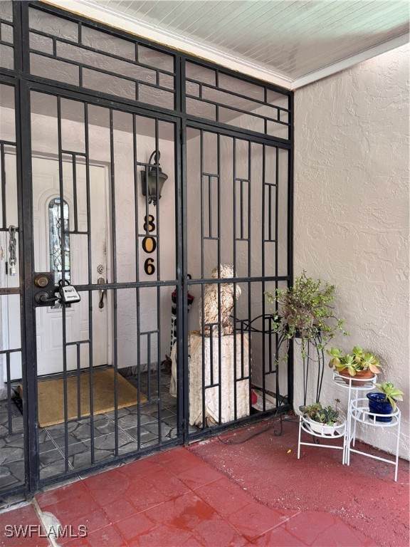 806 80 Place - Photo 1