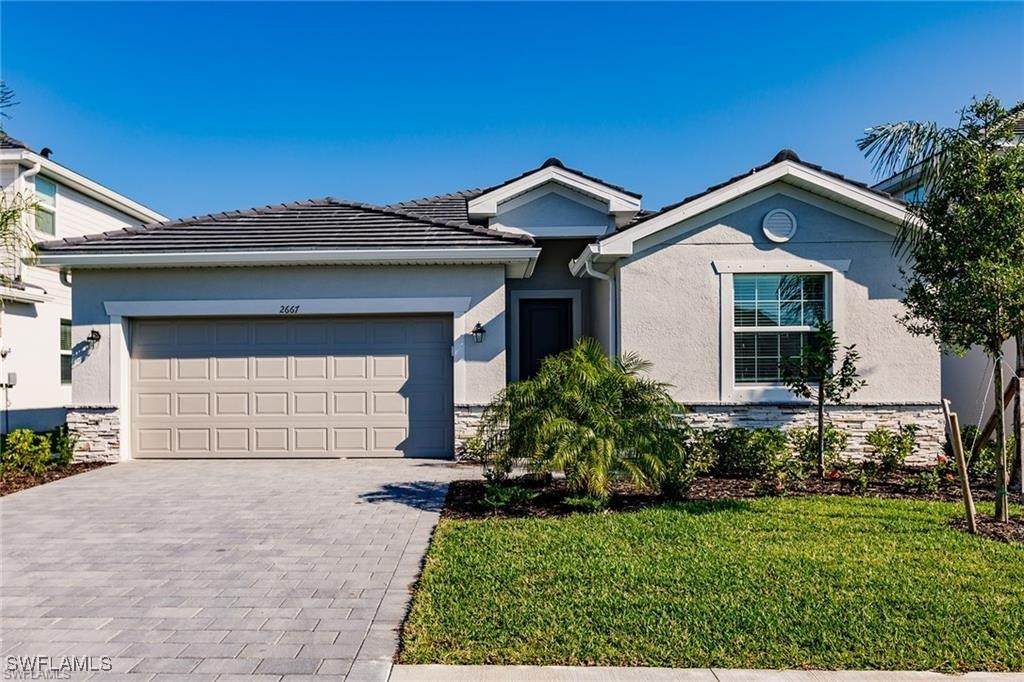 2667 Scarlet Way - Photo 1