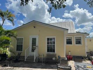 1625 Park Avenue - Photo 1