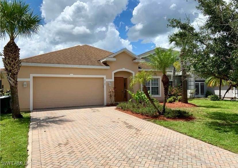 8125 Silver Birch Way - Photo 1