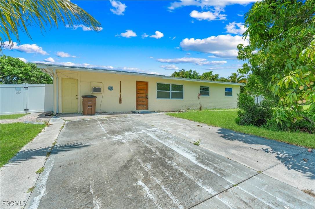127 Schneider Drive - Photo 1