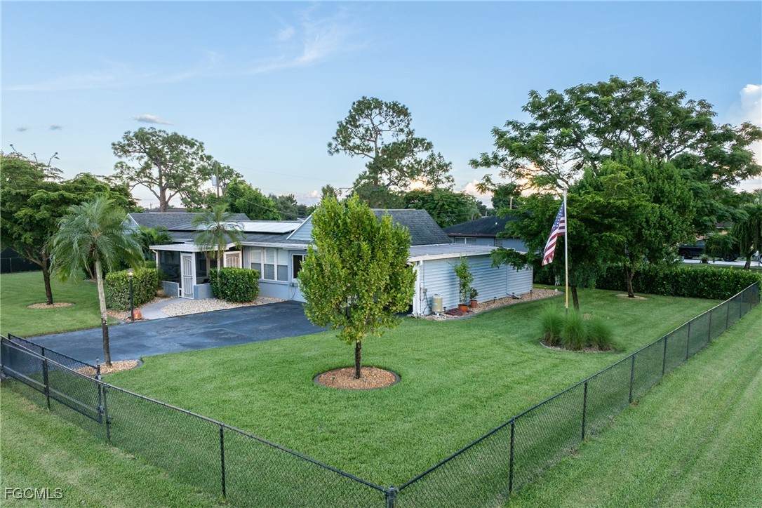 402 Cleveland Lane - Photo 1