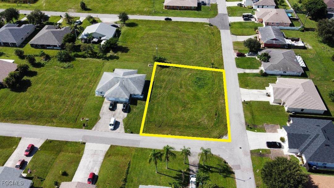 602 9th Street - Photo 1