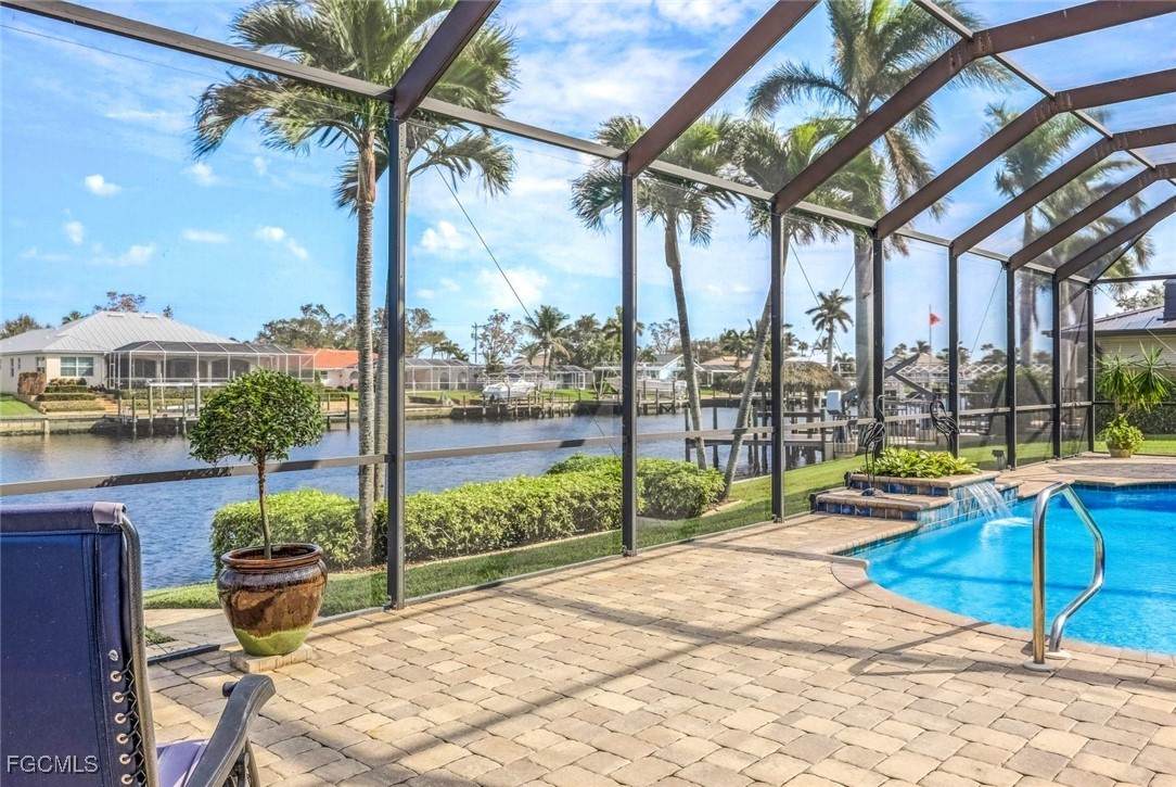 1911 35th Street - Photo 1