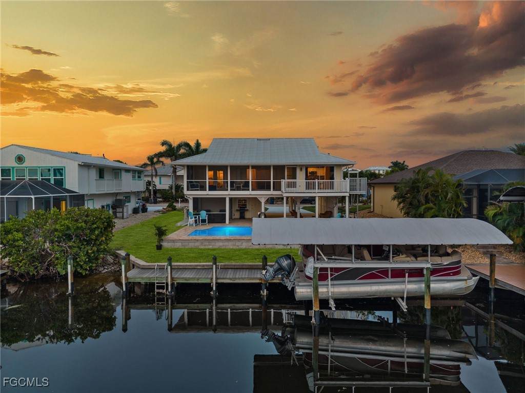 2407 Sycamore Street - Photo 1