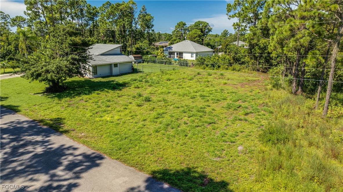 1042 Marathon Avenue - Photo 1