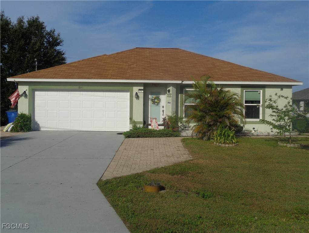 814 Rocaille Avenue - Photo 1
