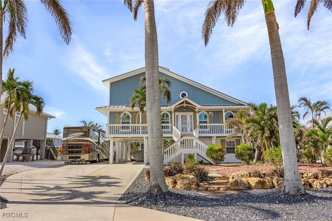 2357 Sapodilla Lane - Photo 1
