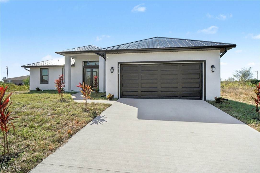 9006 Lamkin Circle - Photo 1