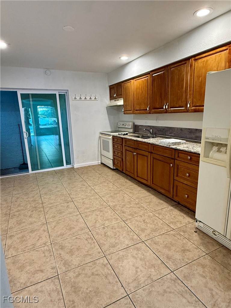 27831 Quinn Street - Photo 1