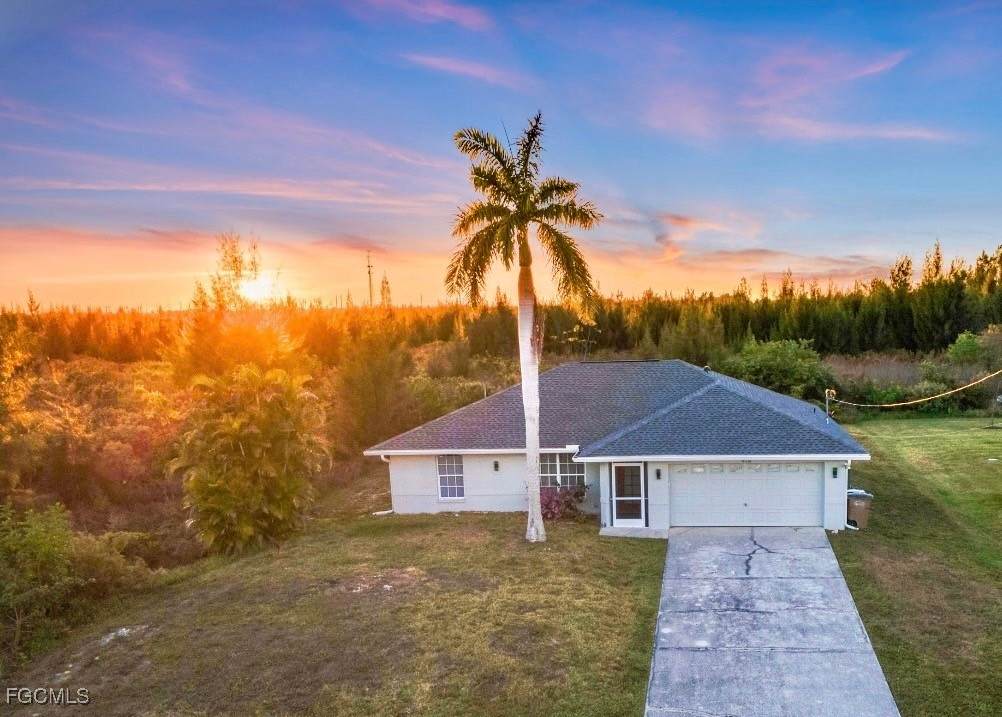 418 19th Avenue - Photo 1