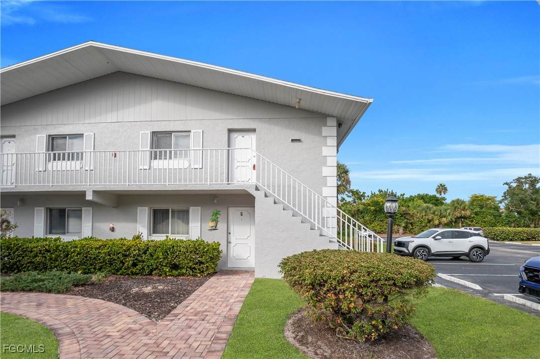 8071 Country Road - Photo 1