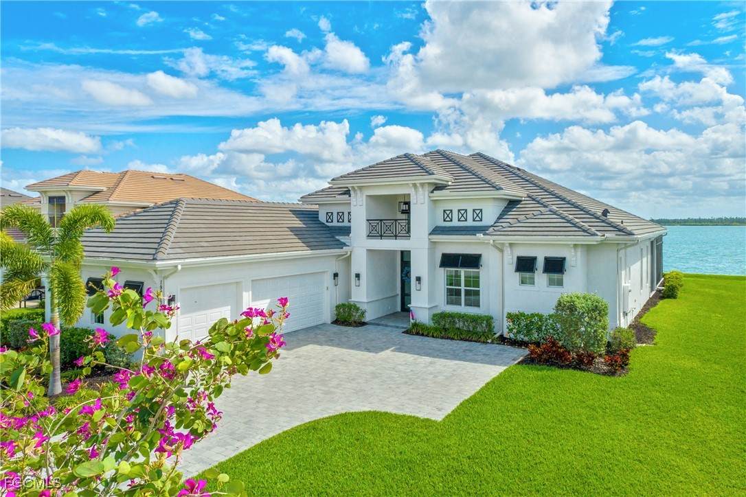19053 Wildblue Boulevard - Photo 1